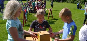 Spielspektakel und Kistenklettern in Höltinghausen